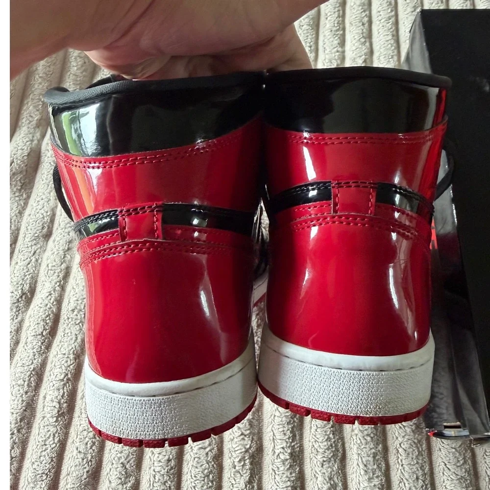 Nike Air Jordan 1 Retro High OG Patent Bred Black Red 555088-063 Mens 11
